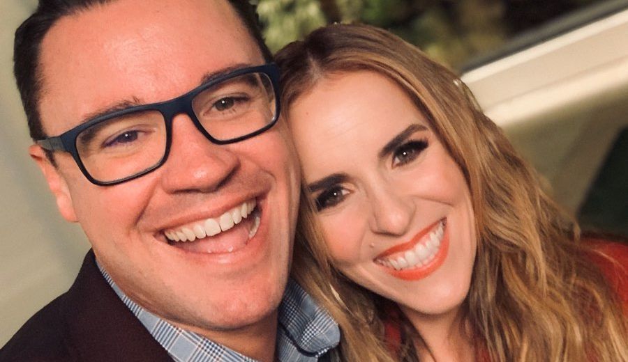 Dave and Rachel Hollis