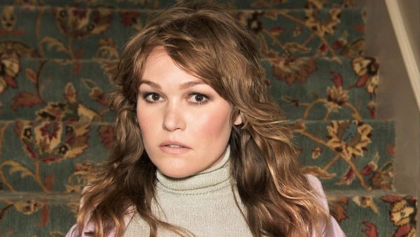 Julia Stiles