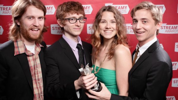 The Gregory Brothers Chrissy, Wake Up Lyrics