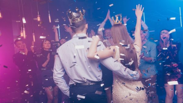 prom king and queen at prom
