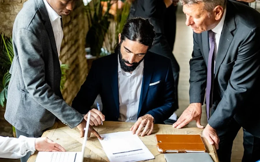 Executive Protection in Los Angeles When Do You Need a Bodyguard